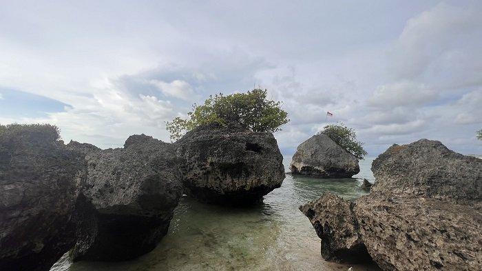 Pantai Padang-padang