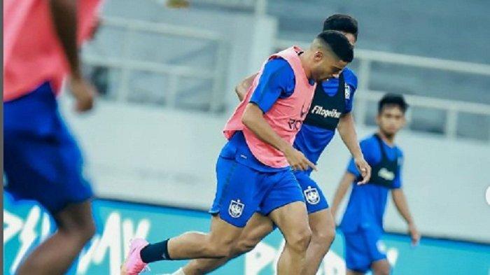 Para pemain PSIS Semarang tampak berlatih taktikal game belum lama ini jelang hadapi laga pekan 23 Liga 1 2023/2024 melawan Madura United. Laga PSIS Semarang vs Madura United akan dilangsungkan di Stadion Jatidiri, Semarang, Sabtu, 16 Desember 2023.