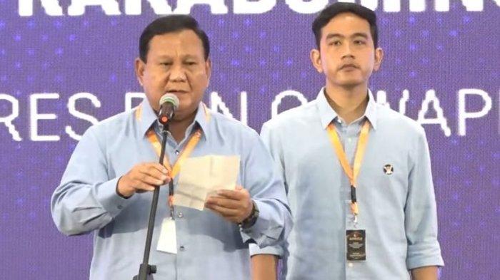 Pasangan capres-cawapres nomor urut 2 Prabowo Subianto-Gibran Rakabuming Raka saat menghadiri Rapat Koordinasi Nasional Sentra Penegakkan Hukum Terpadu (Gakkumdu) yang diadakan oleh Bawaslu RI, Senin (27/11/2023).
