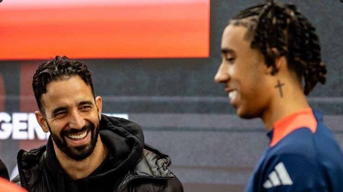 Pelatih Manchester United, Ruben Amorim dan pemain baru skaud Setan merah, Leny Yoro