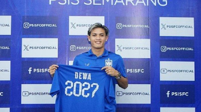 Pemain Alfeandra Dewangga resmi diperpanjang masa baktinya oleh manajemen PSIS Semarang. Intip nilai pasaran transfer Alfeandra Dewangga di Liga 1 2023/2024.