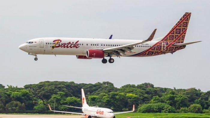Ilustrasi Pesawat Batik Air - Pemerintah mengumumkan penurunan harga tiket pesawat menyambut liburan Natal dan Tahun Baru (Nataru) 2024/2025.