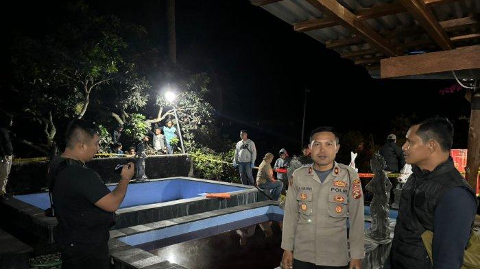 Kapolsek Kintamani, Kompol I Nengah Sukerna saat berada di TKP pembacokan di sebuah kolam renang di Banjar Toyabungkah, Desa Batur Tengah, Kecamatan Kintamani Bangli, Rabu 31 Juli 2024 malam - Warga Kintamani Bangli Bacok Mangku Tawan Sampai Tewas, Dipicu Masalah Asmara