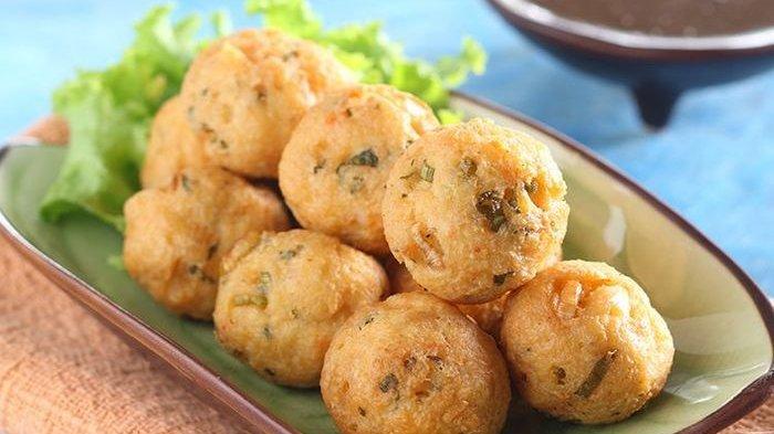 Ilustrasi - Resep Bakso Goreng Kriuk, Camilan Enak Saat Nonton Film