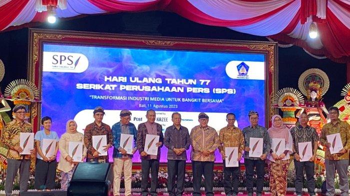 Pengurus SPS bersmaa Gubernur Bali, I Wayan Koster