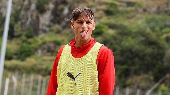 Stefano Beltrame, eks Juventus kelompok usia dikabarkan merapat ke Persib. Rumor transfer Persib Bandung akhirnya mulai tercium jelang penutupan transfer, Stefano Beltrame ancam posisi Levy Madinda.