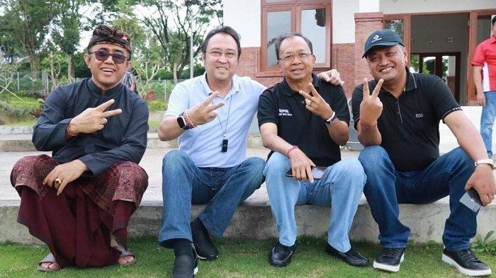 I Gusti Ngurah Jayanegata (Walikota Denpasar) bersama Prananda Prabowo bersama I Wayan Koster (Gubernur Bali), I Made Mahayastra (Bupati Gianyar) dalam suatu kesempatan.