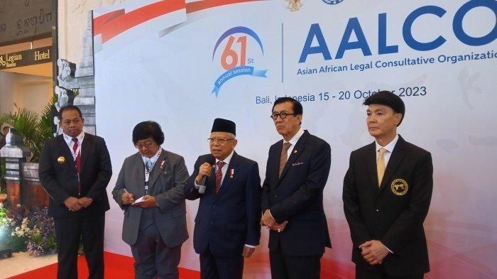 Wapres RI Ma'ruf Amin saat memberikan keterangan kepada media usai membuka pertemuan AALCO ke-61.(Tribun Bali/Zaenal Nur Arifin)