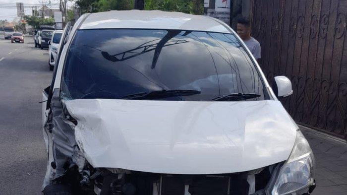 Tragedi kecelakaan/laka lantas beruntun di di Jalan Mahendradatta Selatan, Denpasar, Bali.