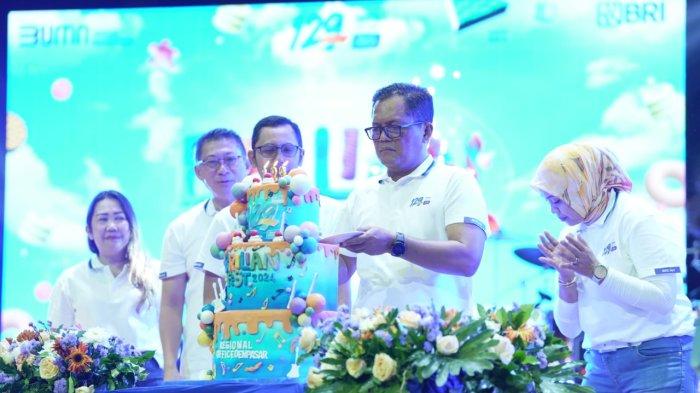 Regional CEO BRI Denpasar, Hery Noercahya mengungkapkan, acara ini dihadiri 2.300 orang insan BRILiaN dan keluarga insan BRILiaN di Regional Office dan Branch Office BRI se-Denpasar.