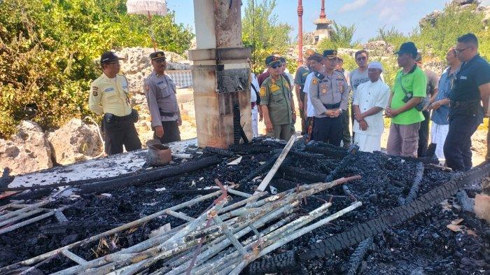 Kapolsek Kuta Selatan dan pihak terkait tengah mengatensi Pura Bias Tugel Nusa Dua pascakebakaran.