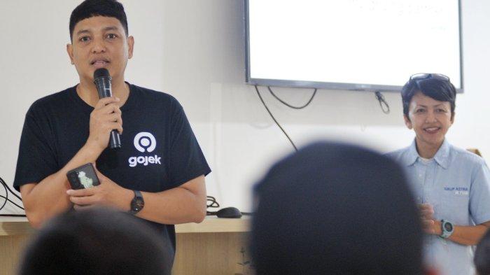 Grup GoTo (Perseroan atau Grup), ekosistem digital terbesar di Indonesia, melalui unit bisnis on demand service Gojek, kembali mempertegas komitmennya dalam memberikan standar pelayanan dan keselamatan tertinggi bagi para mitra dan juga pelanggannya.