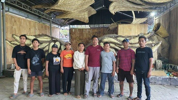 Tim Gus Ari yang sebelumnya berangkat ke IKN, untuk dekorasi HUT Kemerdekaan RI Ke-79 saat ditemui Rabu 21 Agustus 2024.