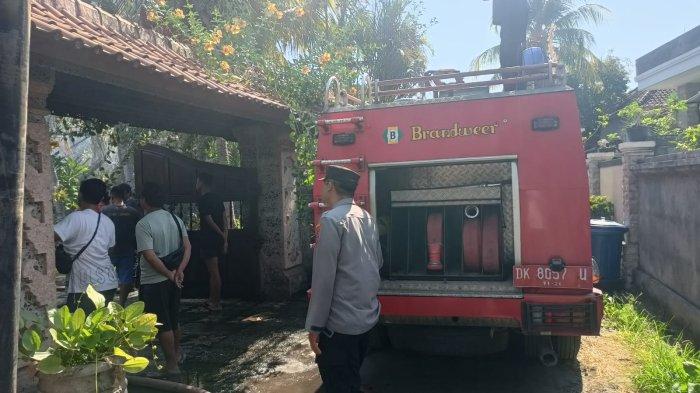Kebakaran di rumah Boedy akibat istrinya lupa mematikan kompor saat ditinggal mengajar ke sekolah.