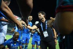Usai hasil imbang Persib Bandung vs Dewa United, kemarin malam 14 Juli 2023.
Sang pelatih Maung Bandung, malah memberikan kabar mengejutkan.
Luis Milla resmi hengkang dari Persib Bandung.