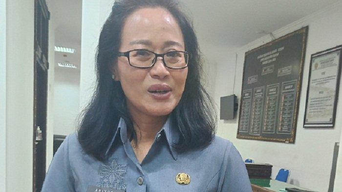 Ni Nyoman Ariyuni, Kepala Dinkes Gianyar.