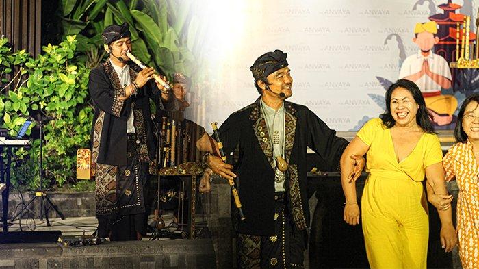 The ANVAYA Beach Resort Bali, dengan bangga mempersembahkan acara The Taste of Bali, yang akan menampilkan penampilan istimewa dari Gus Teja di Sands Restaurant.