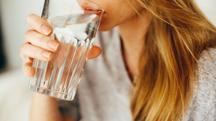 Ilustrasi - 7 Arti Mimpi Minum Air, Pertanda Segera Menemukan Kedamaian Dalam Hidup