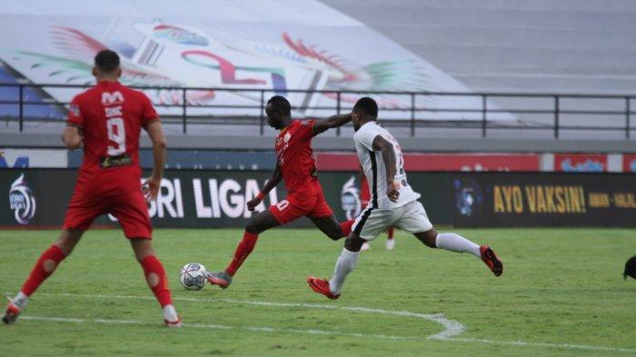 Gol debut Makan Konate bersama Persija Jakarta ke gawang Persipura Jayapura