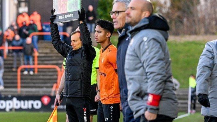 Marselino Ferdinan berhasil mencatatkan debut sebagai starter line-up KMKS Deinze, Sabtu (1/4/2023). Instagram Marselino Ferdinan