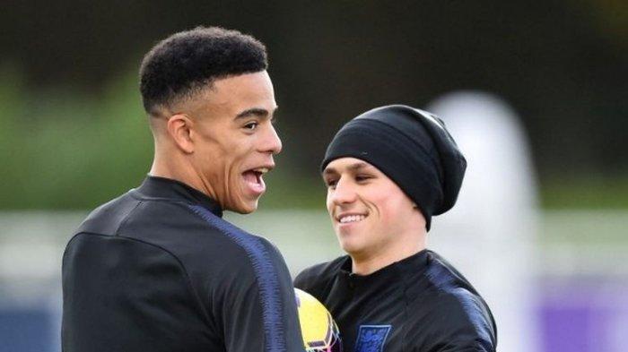 Mason Greenwood dan Phil Foden.