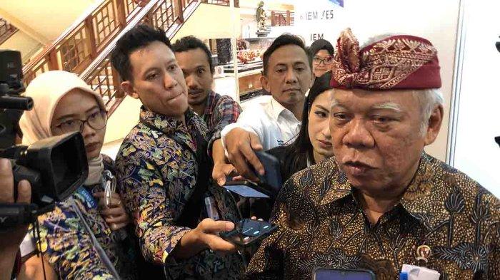 Menteri PUPR Basuki Hadimuljono usai menghadiri dan mengisi salah satu sesi pada pertemuan CAFEO ke-41 di Nusa Dua, Rabu 22 November 2023