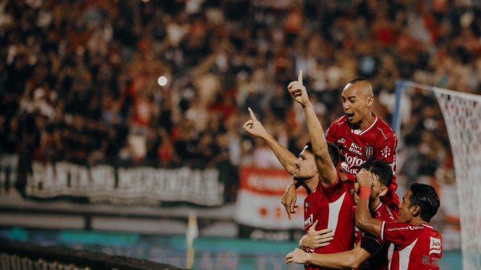 SELEBRASI - Pertandingan Bali United vs Borneo FC pada pekan ke 20 Liga 1 2024/2025 di Stadion Kapten I Wayan Dipta, Gianyar, Bali, pada Selasa 28 Januari 2025. Bali United memutus tren buruk bertemu dengan Borneo FC dengan kemenangan 3-2.