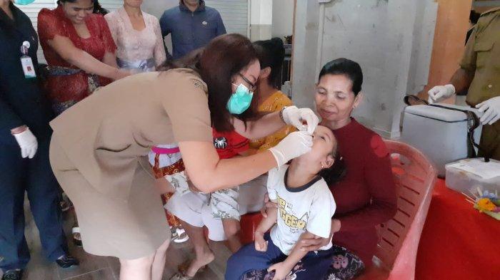 Imunisasi polio di Tampaksiring, Gianyar, Bali, Senin 22 Juli 2024.