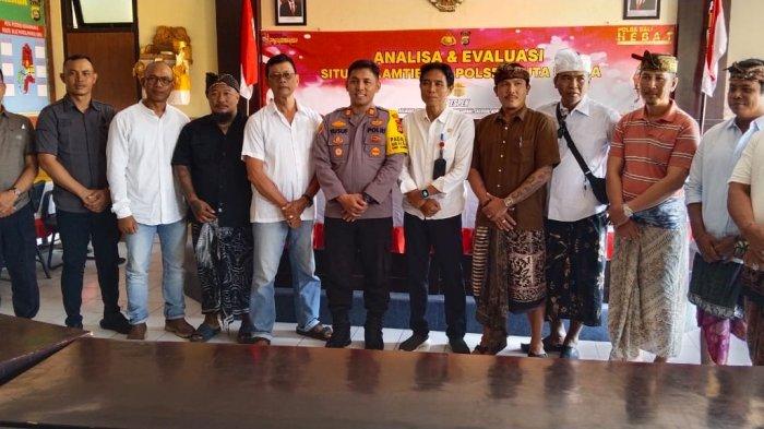 Polsek Kuta Utara saat melakukan klarifikasi terkait peletusan kembang api pada Rabu 16 Oktober 2024.