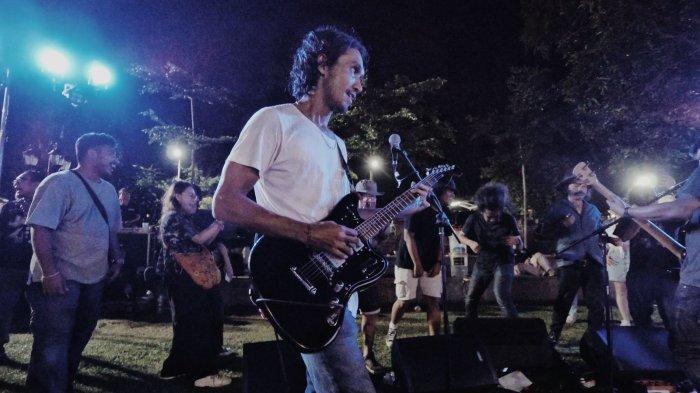 Pragita Prabawa Pustaka menggelar sebuah acara yang diberi tajuk 'Save Your Song' di Rumah Tanjung Bungkak (RTB), Denpasar, Bali.