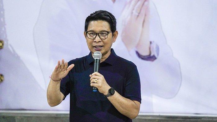 Bupati Badung I Wayan Adi Arnawa mengakui jika di Kabupaten Badung banyak sekali vila yang berkedok rumah mewah. Pihaknya menduga, semua itu dilakukan untuk menghindari pengenaan pajak.