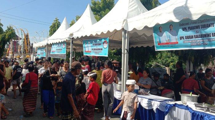 Relawan Nyama Braya Gibran Bali menggelar syukuran atas kemenangan Prabowo Subianto dan Gibran Rakabuming Raka sebagai pasangan Presiden dan Wakil Presiden, Sabtu (28/4) di Desa Bungkulan, Kecamatan Sawan, Buleleng.