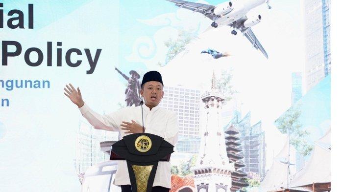 Menteri ATR/Kepala BPN, Nusron Wahid dalam sambutannya mengangkat dua isu besar, yaitu One Map Policy dan One Spatial Planning Policy yang menurutnya harus segera diselesaikan untuk mengatasi permasalahan di bidang tata ruang karena menyangkut pertumbuhan investasi di Indonesia dan pembangunan nasional berkelanjutan.