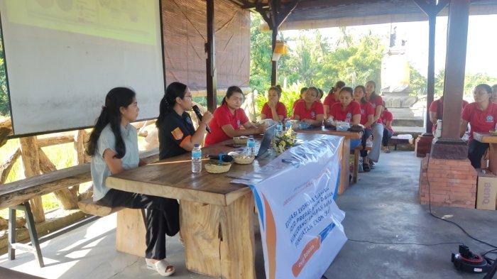 Tim pelaksana kegiatan pengabdian kepada masyarakat (PKM), melalui skema Program Udayana Mengabdi (PUM) menggelar kegiatan edukasi di Desa Batuan, Kecamatan Sukawati, Gianyar, Bali, Minggu 12 Mei 2024.