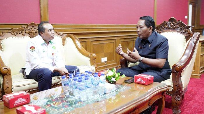 Ketua DPRD Badung I Gusti Anom Gumanti saat menerima audiensi pada Senin 7 Oktober 2024.