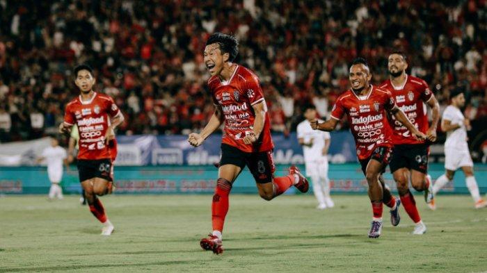 SKUAD - Bali United akan melakoni duel sulit menjamu Persebaya Surabaya di pekan ke-17 Liga 1 2024/2024 di Stadion Kapten Dipta, Gianyar, Sabtu (28/12).