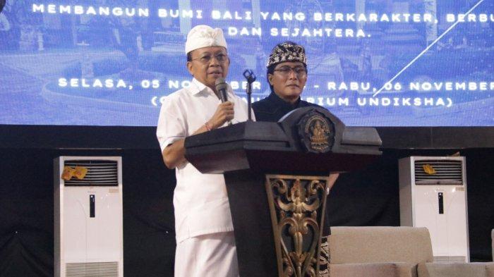 UJI PUBLIK - Mulia-PAS dan Koster-Giri dalam acara uji publik yang digelar Undiksha.