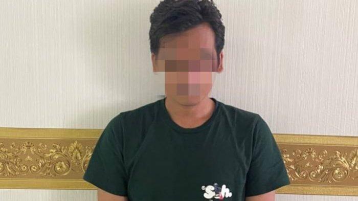 Pria berinisial H yang pelaku pemilik rokok tanpa pita cukai.