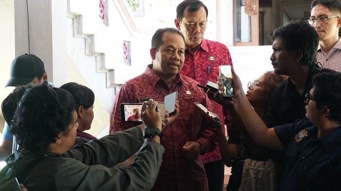 PJ Gubernur Bali ajak masyarakat intensifkan pengelolaan sampah berbasis sumber.