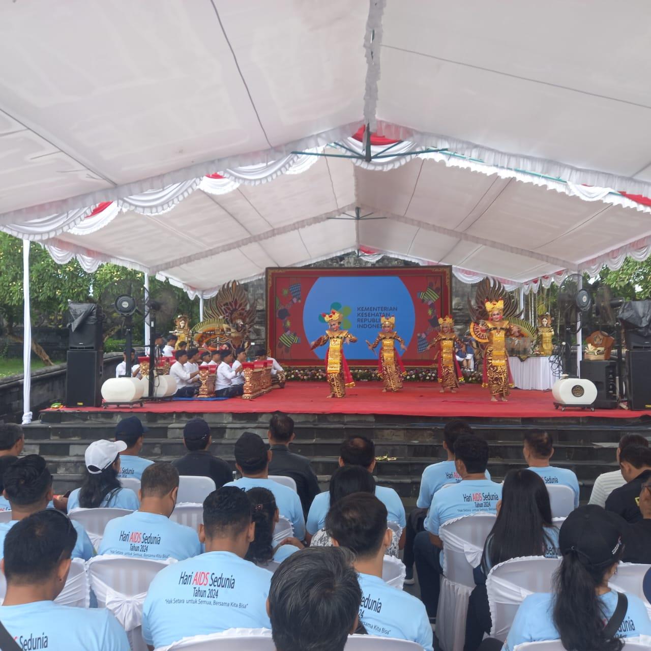 Perayaan Hari AIDS sedunia di Bajra Sandhi Renon Denpasar - Hari AIDS Sedunia 2024 Perjuangkan Bebas Stigma, Kasus HIV/AIDS di Bali Sejak 1987 Capai 31.361