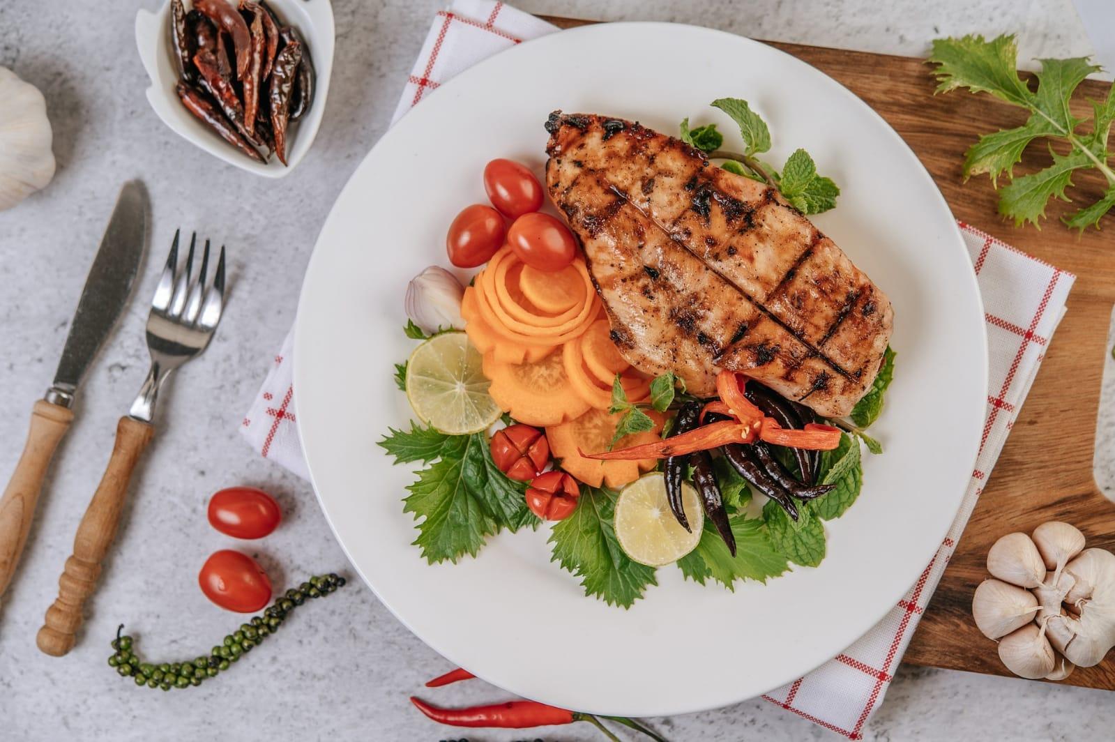 Ilustrasi - Resep Chicken Ateak Ala Restoran, Pilihan Enak dan Praktis