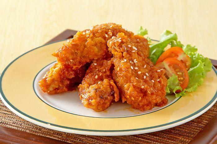 Ilustrasi - Resep Sayap Ayam Goreng Saus Madu, Camilan Lezat di Akhir Pekan