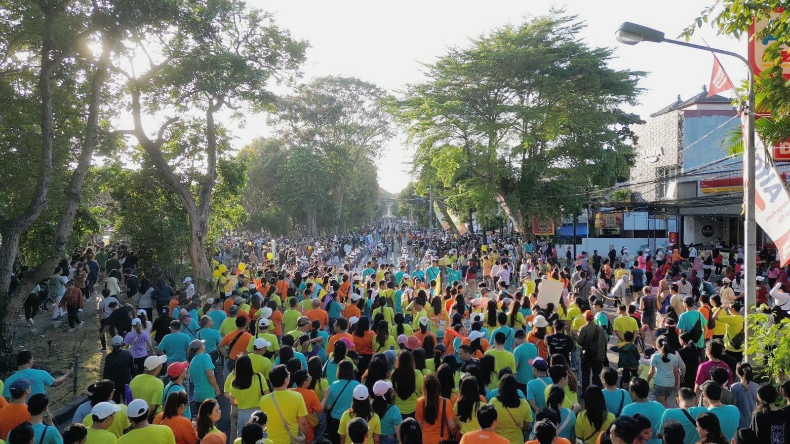PT Bank Negara Indonesia (Persero) Tbk atau BNI Kantor Wilayah 08 memeriahkan HUT ke-78 dengan menggelar kegiatan wondrPARADE di Car Free Day (CFD) Lapangan Renon Denpasar, Minggu 21 Juli 2024. Acara ini merupakan bagian dari rangkaian sosialisasi aplikasi perbankan terbaru BNI, wondr by BNI, kepada masyarakat.