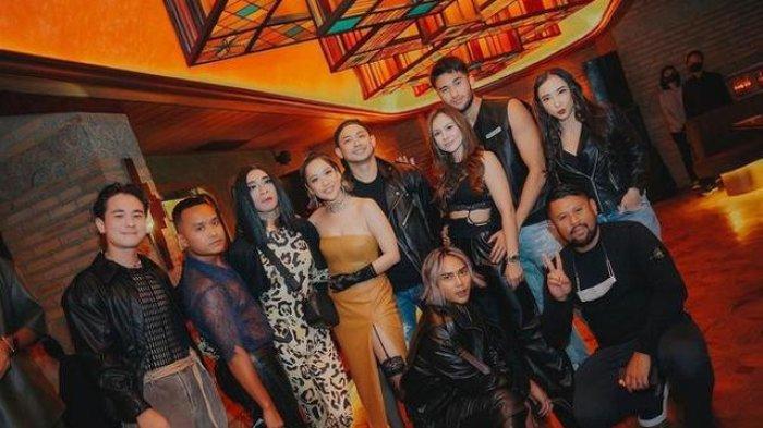 Potret BCL dan Tiko di ulang tahun Wulan Guritno