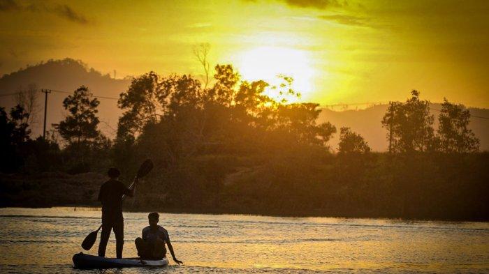 Destinasi Wisata Danau Pading di Desa Perlang, Kecamatan Lubuk Besar, Kabupaten Bangka Tengah.