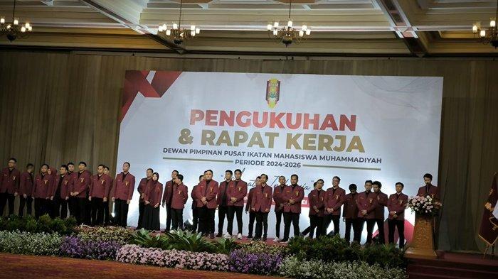 Pengukuhuan dan Rapat Kerja Dewan Pimpinan Pusat Ikatan Mahasiswa Muhammadiyah Periode 2024-2026.