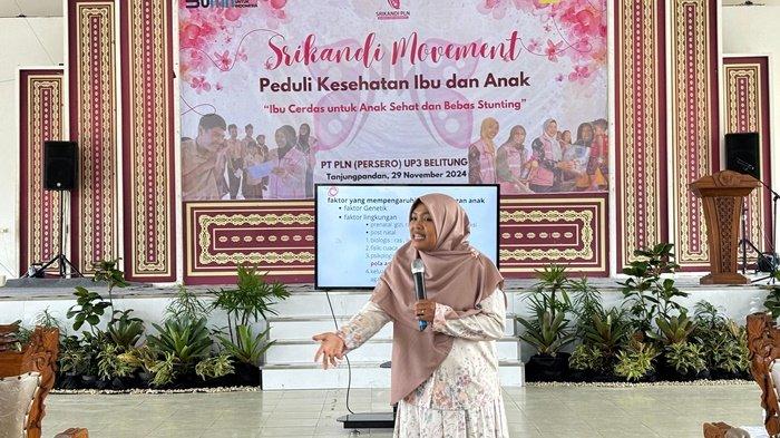 Pembicara, Eis Masitah, M. Psi, Psikolog saat mensosialisasikan terkait kesehatan ibu dan anak dalam pencegahan stunting