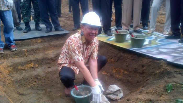 Owner PT Tinindo Internusa (TIN) Hendry Lie sekarang jadi tersangka kasus korupsi timah.