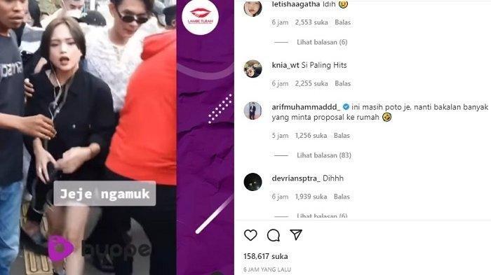 Jeje Slebew marah-marah di tengah kerumunan orang yang ingin foto dengannya.