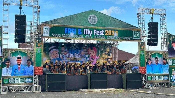 Kegiatan pembukaan membuka Festival Anak Saleh Indonesia (FASI) ke-12 tingkat kabupaten dan Mosque Youth Festival (My Fest) ke-2 Tahun 2024, Sabtu (22/6/2024) di Desa Bersujud, Kecamatan Simpang Empat.